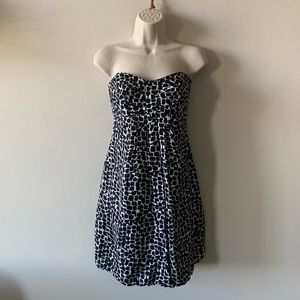 White House Black Market Strapless Geometric Mini Dress